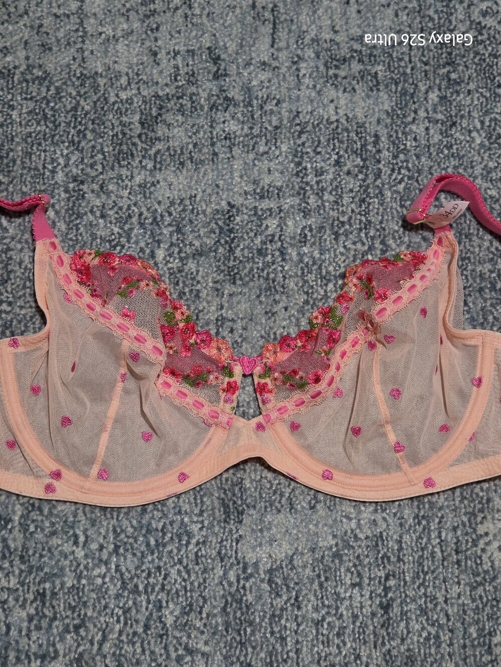 VICTORIA SECRET'S Soft  Pink  Underwire Bra with Floral Lace Detail Size 34DD - Picture 9 of 11